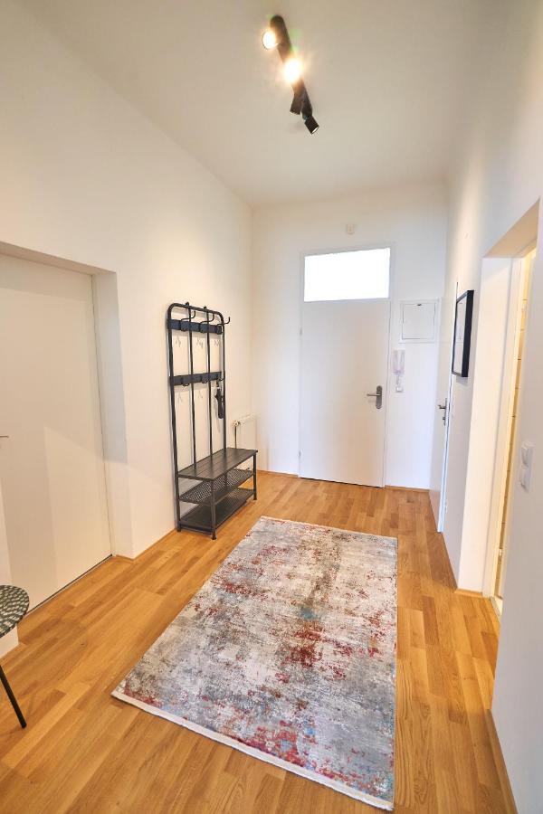 Trendy Apartment 2 Zimmer Zentral Gelegen Wien Eksteriør billede